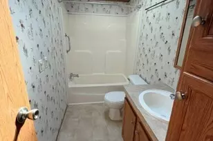 4398 Golden Ln, Claremont, NC 28610 - Photo 3