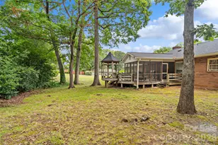 400 S Westover Dr, Monroe, NC 28112 - Photo 35