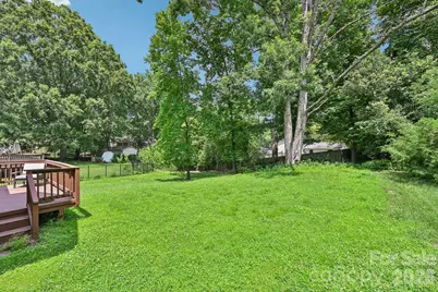 7329 Starvalley Drive, Charlotte, NC 28210 - Photo 17
