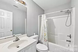 7329 Starvalley Dr, Charlotte, NC 28210 - Photo 31