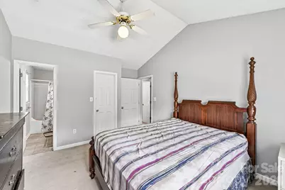 7329 Starvalley Drive, Charlotte, NC 28210 - Photo 23