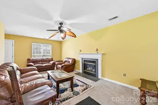 7329 Starvalley Dr, Charlotte, NC 28210 - Photo 13