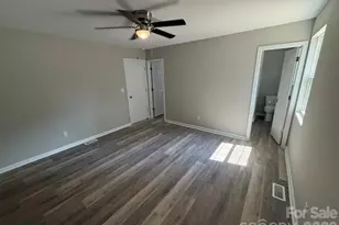 514 Gardner St, Shelby, NC 28150 - Photo 23