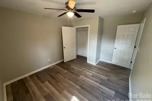 514 Gardner St, Shelby, NC 28150 - Photo 25