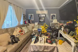 408 Oakdale St, Gastonia, NC 28054 - Photo 3