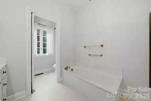 2373 Wilkesboro Blvd, Lenoir, NC 28645 - Photo 23
