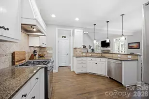 240 Silver Cliff Dr, Mount Holly, NC 28120 - Photo 23