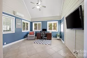 240 Silver Cliff Dr, Mount Holly, NC 28120 - Photo 35