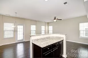 2704 Silverthorn Dr, Charlotte, NC 28273 - Photo 5