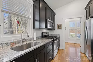 82 Summit Cir, Hendersonville, NC 28739 - Photo 15