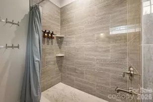 82 Summit Cir, Hendersonville, NC 28739 - Photo 23