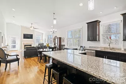 82 Summit Circle, Hendersonville, NC 28739 - Photo 5