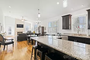 82 Summit Cir, Hendersonville, NC 28739 - Photo 5