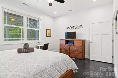 82 Summit Circle, Hendersonville, NC 28739 - Photo 39