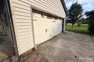 102 Nob Hill Dr, Gaffney, SC 29340 - Photo 19