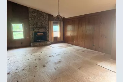 102 Nob Hill Drive, Gaffney, SC 29340 - Photo 3