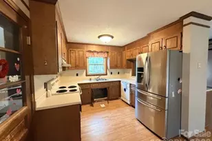 102 Nob Hill Dr, Gaffney, SC 29340 - Photo 5
