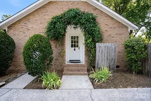 5305 Newgate Ct, Charlotte, NC 28226 - Photo 3