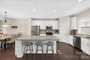2115 Garabrandt Ln, Charlotte, NC 28204 - Photo 13