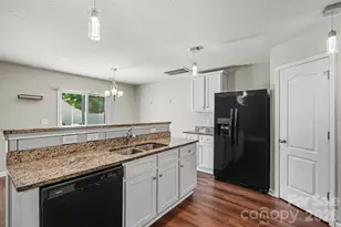 3337 Ellingford Rd, Charlotte, NC 28214 - Photo 17