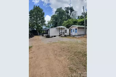 64 P J Drive, Waynesville, NC 28786 - Photo 5
