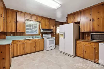 4020 Wilson Lane, Charlotte, NC 28206 - Photo 11