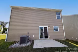 7244 Finnigan Rd, Charlotte, NC 28215 - Photo 5