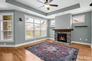 595 Summerfield Pl, Flat Rock, NC 28731 - Photo 3