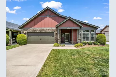 595 Summerfield Place, Flat Rock, NC 28731 - Photo 1