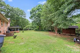 298 Enwood Dr, Charlotte, NC 28214 - Photo 33