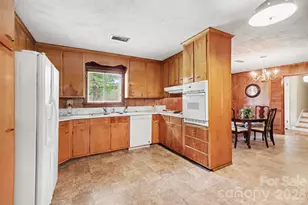 298 Enwood Dr, Charlotte, NC 28214 - Photo 13