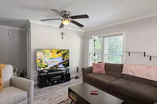 530 NW Stage St, Lenoir, NC 28645 - Photo 3