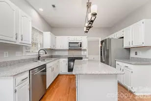 5923 Swanston Dr, Charlotte, NC 28269 - Photo 13