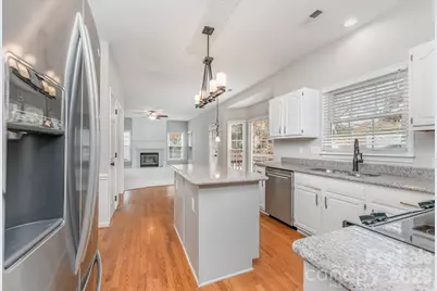 5923 Swanston Drive, Charlotte, NC 28269 - Photo 15