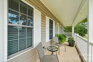 2182 Evergreen Dr, Newton, NC 28658 - Photo 9