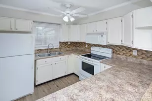 6242 Old Pineville Rd, Charlotte, NC 28217 - Photo 13