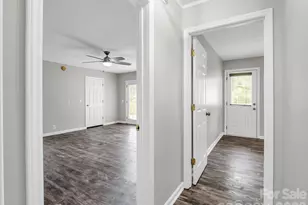 119 Scenic View Dr, Swannanoa, NC 28778 - Photo 25