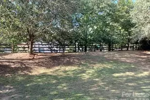 9132 E Orchard Ln, Charlotte, NC 28210 - Photo 5