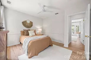 1340 Piccadilly Dr, Charlotte, NC 28211 - Photo 21