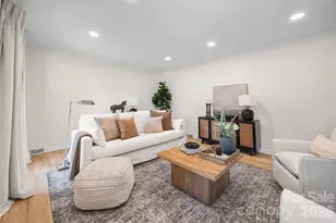 1340 Piccadilly Dr, Charlotte, NC 28211 - Photo 5