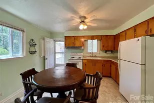 2307 McLean St, Gastonia, NC 28054 - Photo 17