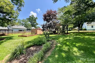 2307 McLean St, Gastonia, NC 28054 - Photo 27