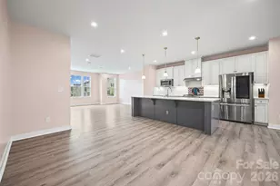928 Portrush Ln, Tega Cay, SC 29708 - Photo 11