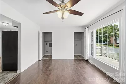4324 Hidden Valley Road, Charlotte, NC 28213 - Photo 9