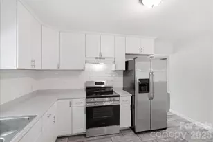 4324 Hidden Valley Rd, Charlotte, NC 28213 - Photo 13