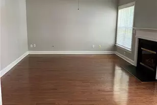 7010 Duchamp Dr, Charlotte, NC 28215 - Photo 11