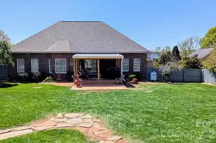 3992 Brickfield St, Hickory, NC 28602 - Photo 3