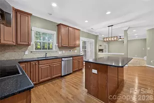 6301 Crown Hill Dr, Charlotte, NC 28227 - Photo 7
