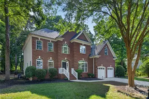 6301 Crown Hill Dr, Charlotte, NC 28227 - Photo 3