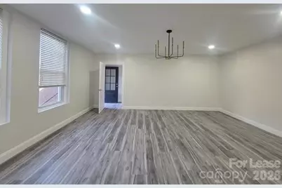 109 E Charlotte Avenue, Mount Holly, NC 28120 - Photo 3